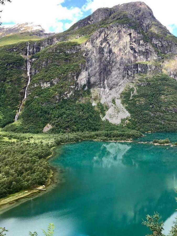 Stryn Fjord Lodge Faleide 130 Exteriör bild